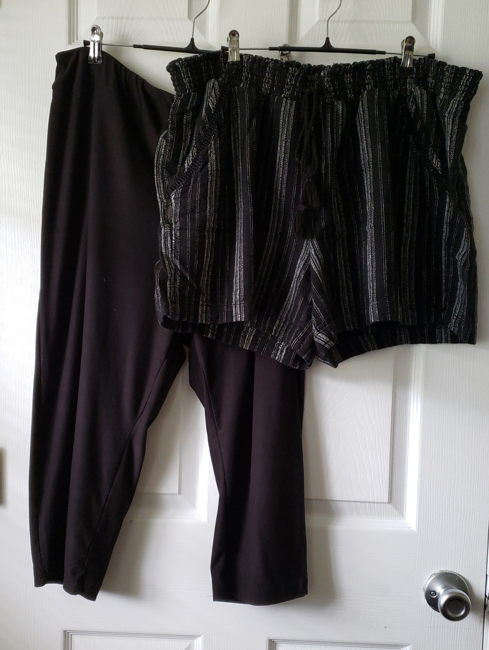 Lot Of 2, Briggs Black And White Striped Shorts, & Pair Of Terra & Sky Capris